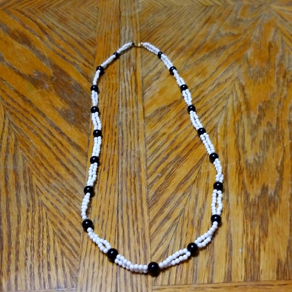 Retro 1980's Trefari double strand necklace